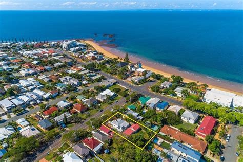 Escorts near Redcliffe QLD 4020 (within 150 km)